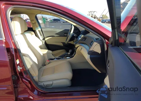 2015 Acura Ilx 2.0L z USA, uszkodzony, nr VIN 19VDE1F73FE004338